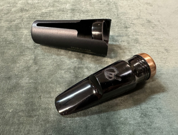 Nice! Drake New York Jazz 7 Mouthpiece for Alto Saxq –.078 With Cap and Lig Set